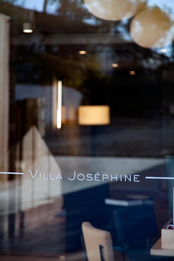 Hôtel Restaurant Villa Joséphine L'Ile-Rousse (Corsica) Exterior foto