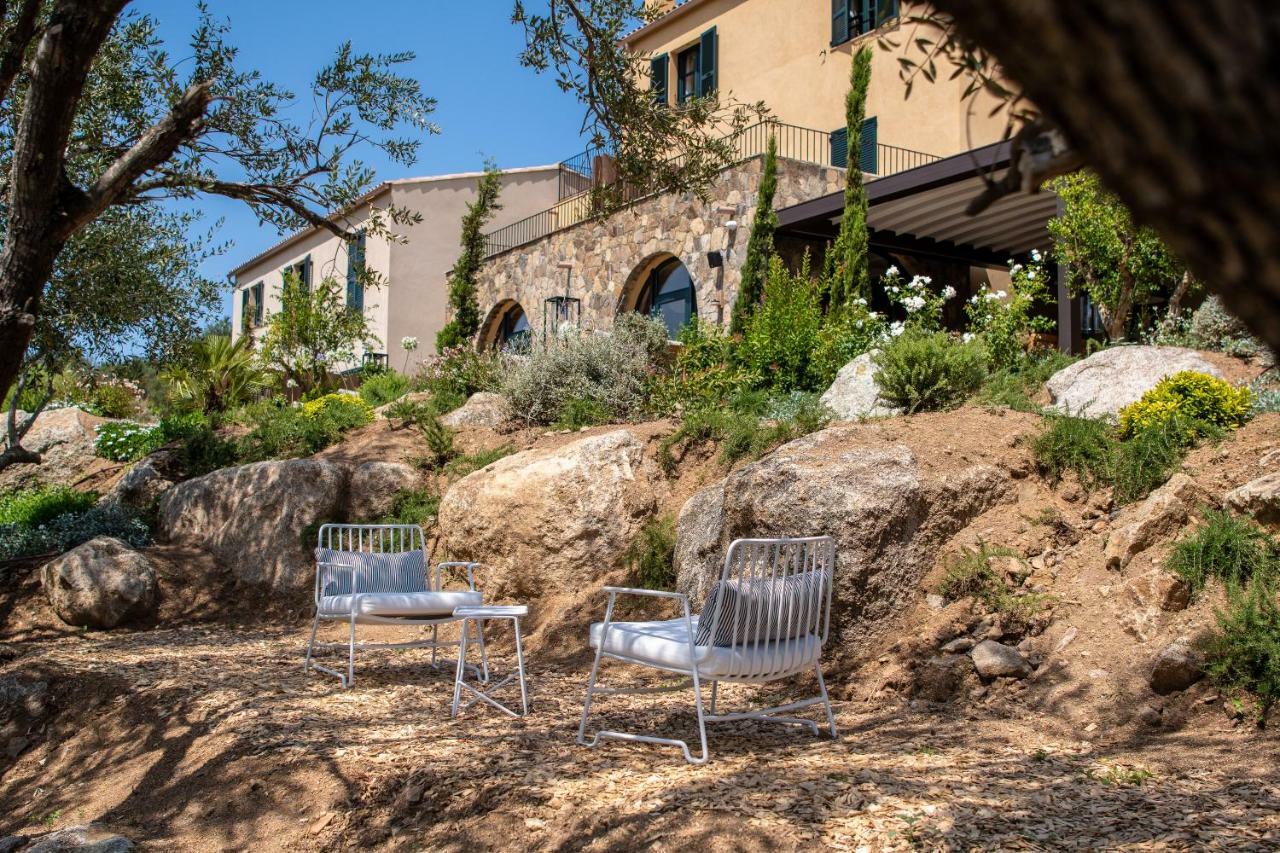 Hôtel Restaurant Villa Joséphine L'Ile-Rousse (Corsica) Exterior foto