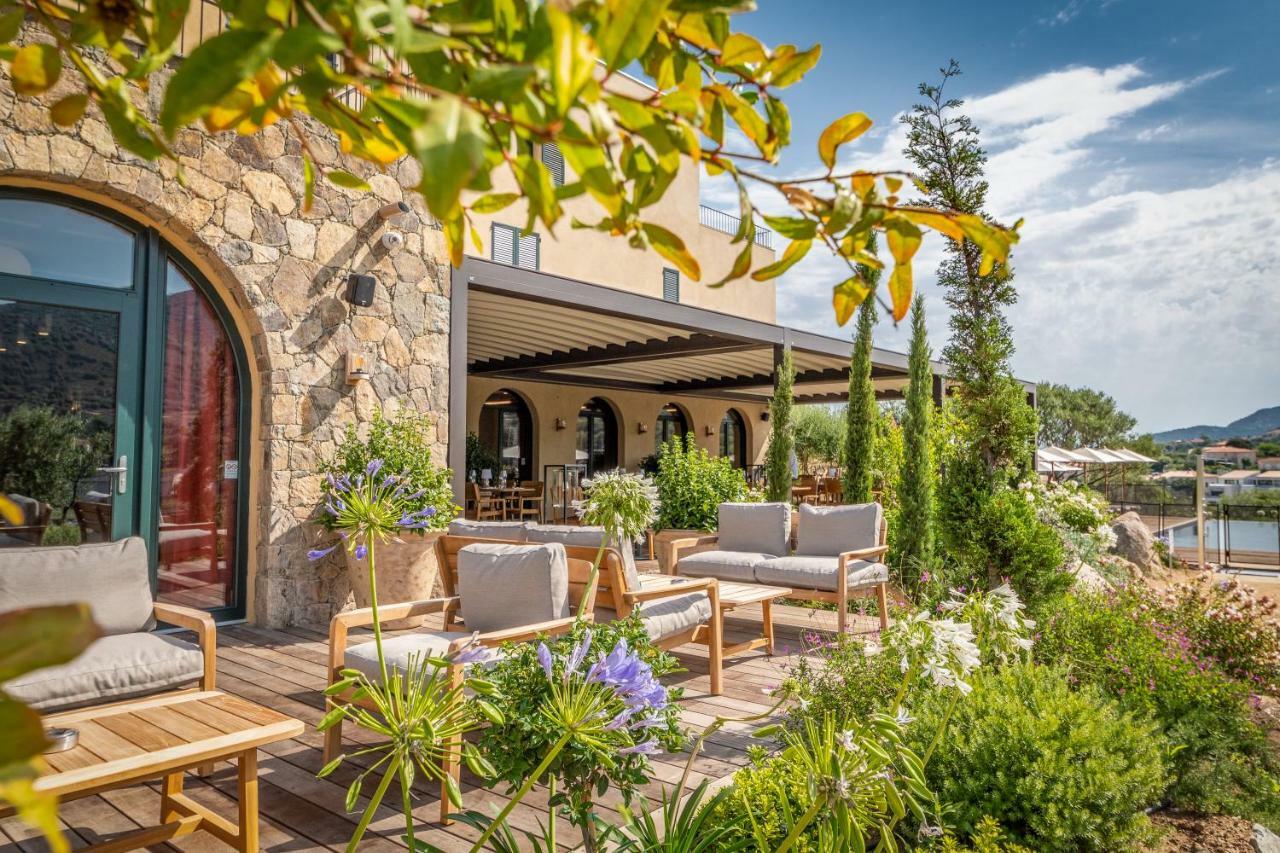 Hôtel Restaurant Villa Joséphine L'Ile-Rousse (Corsica) Exterior foto